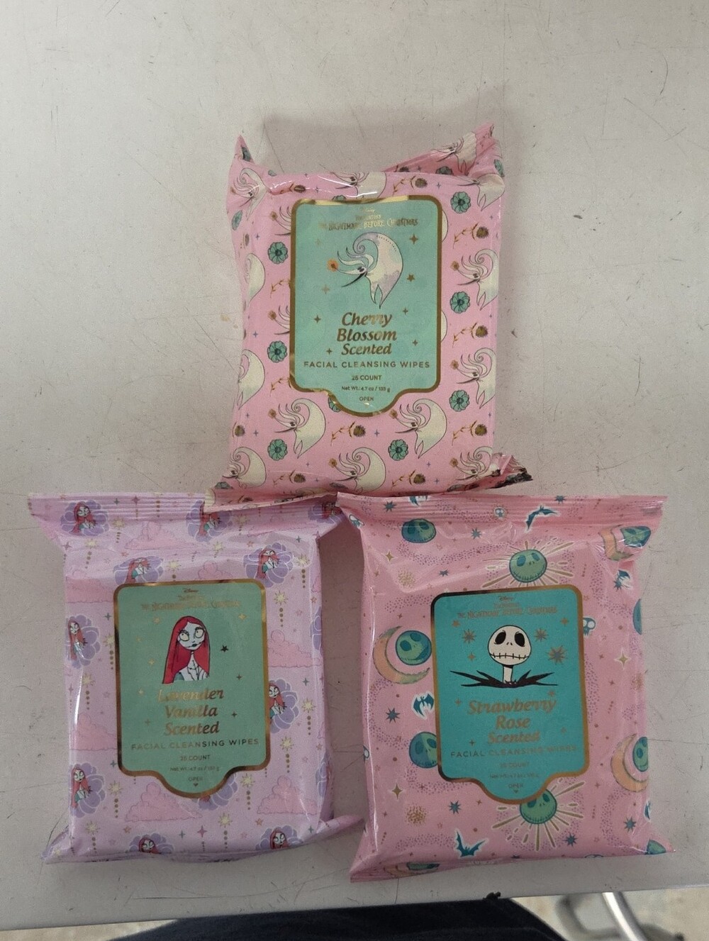 3 The nightmare before christmas Facial Cleansing Wipes